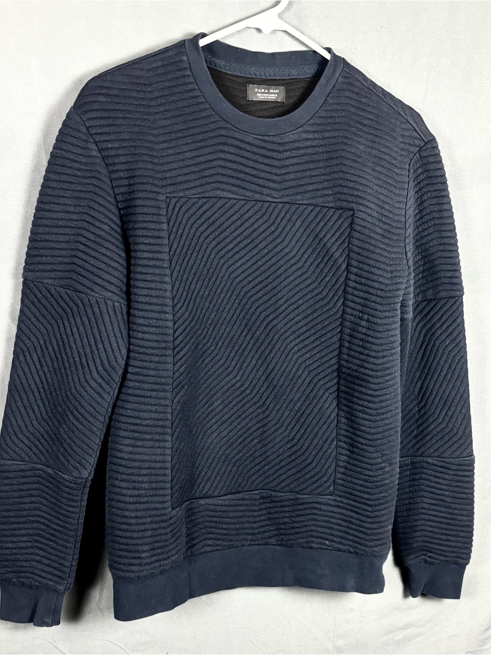 Zara |  Men’s Textured Crewneck Sweater | Dark Navy Blue | Size Small